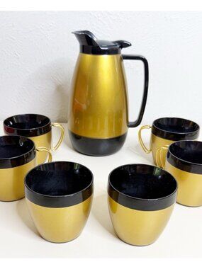VTG West Bend Thermo-Serv Gold Black Coffee Carafe Set 6 Mugs MCM EUC